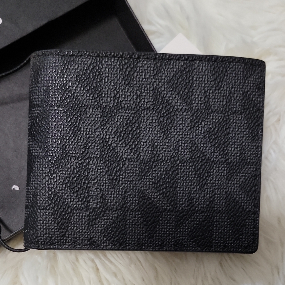 Michael Kors Black Jet Set Wallet - Picture 3 of 7